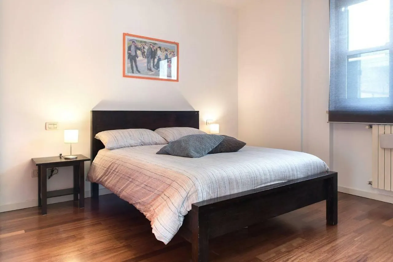 Comforty - Stay In Verona 0*,